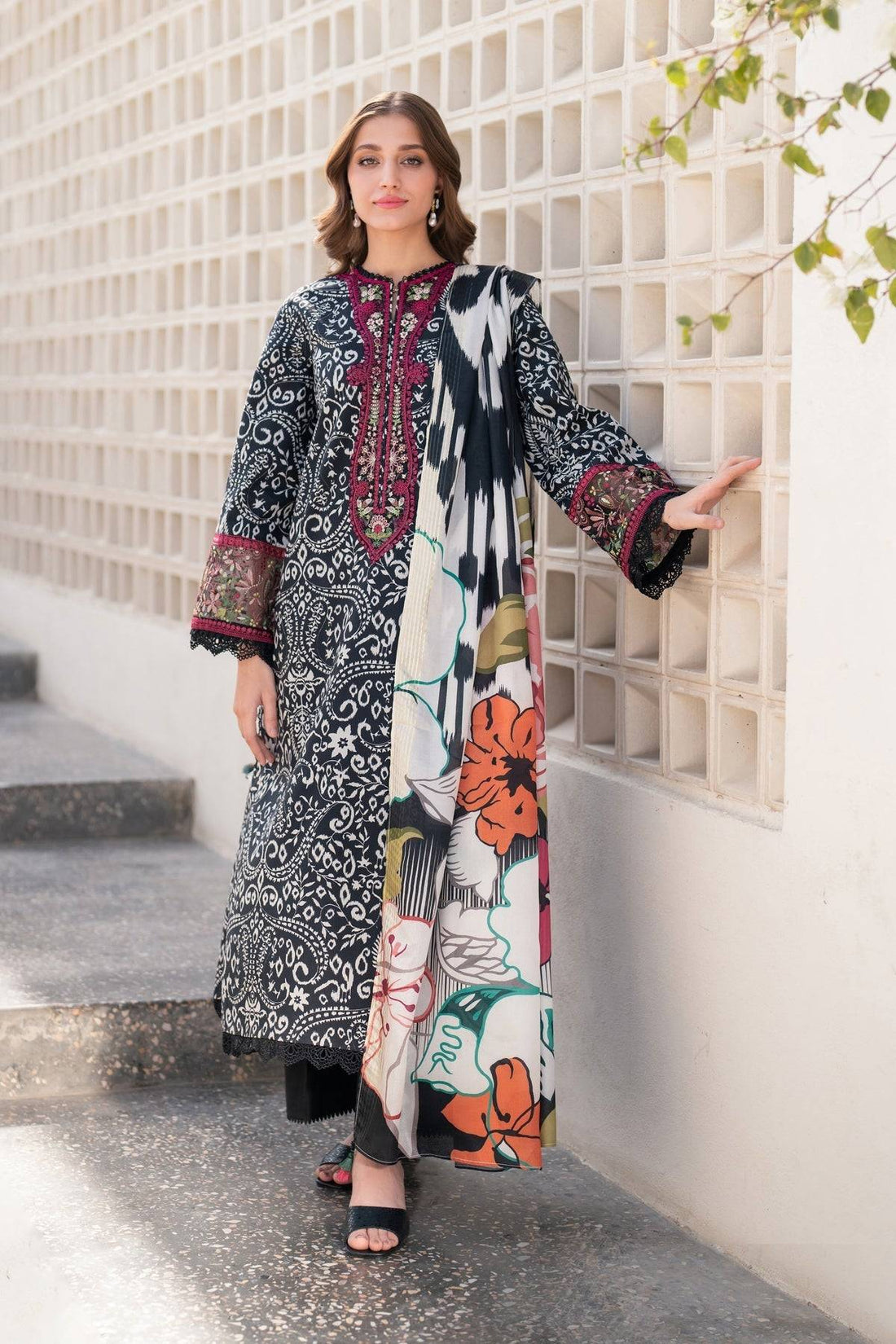 Xenia Formals | Summer Away 25 | HYELIN by Maria Faisal - Registered Vendor of : Xenia Formals - type : Ladies Clothes - 100% original wedding dresses