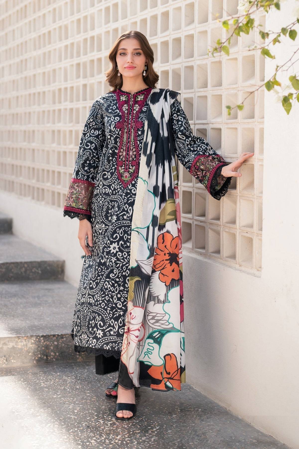 Xenia Formals | Summer Away 25 | HYELIN by Maria Faisal - Registered Vendor of : Xenia Formals - type : Ladies Clothes - 100% original wedding dresses