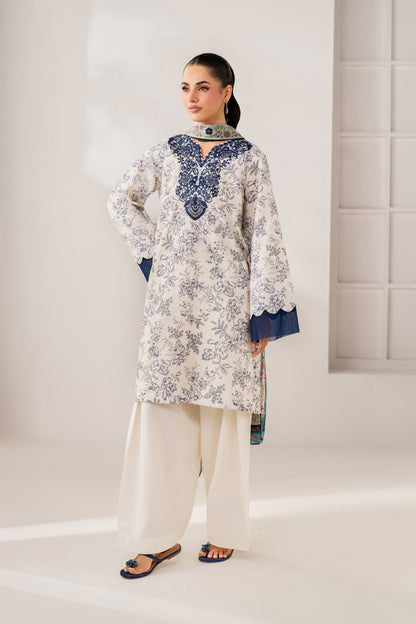 Xenia Formals | Namah Lawn 26 | KYMA - Formal Dress - available at Maria Faisal in UK and USA.