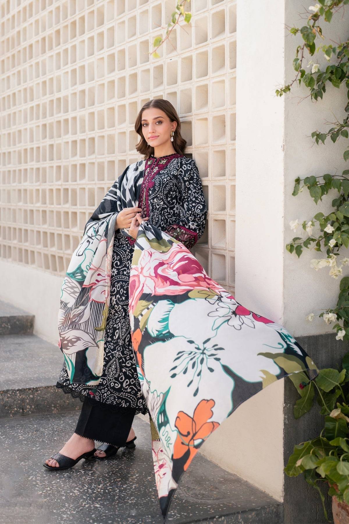 Xenia Formals | Summer Away 25 | HYELIN by Maria Faisal - Registered Vendor of : Xenia Formals - type : Ladies Clothes - 100% original wedding dresses