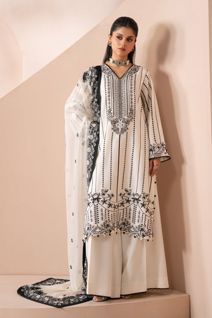 Xenia Formals | Zaeva Formals | OMAVI - Formal Dress - available at Maria Faisal in UK and USA.