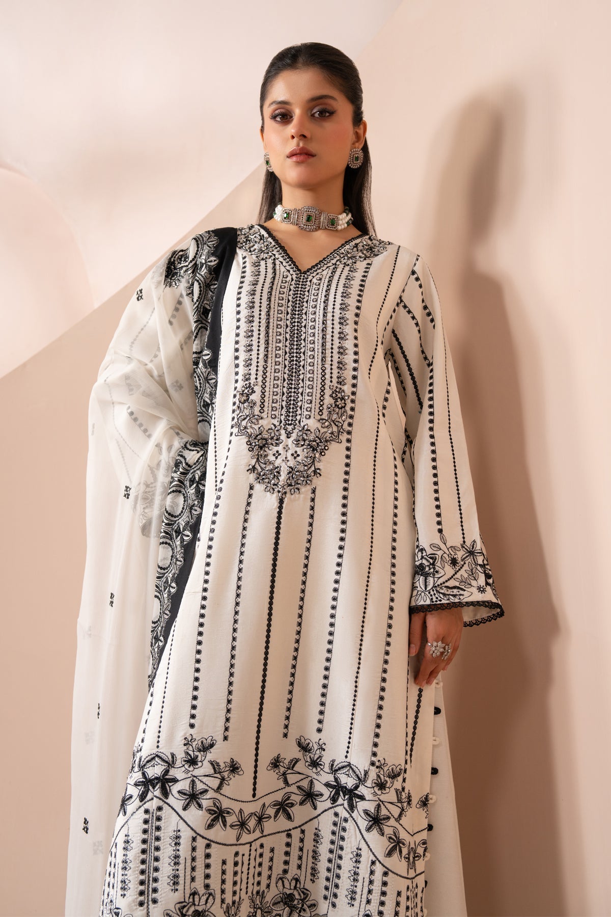 Xenia Formals | Zaeva Formals | OMAVI - Formal Dress - available at Maria Faisal in UK and USA.