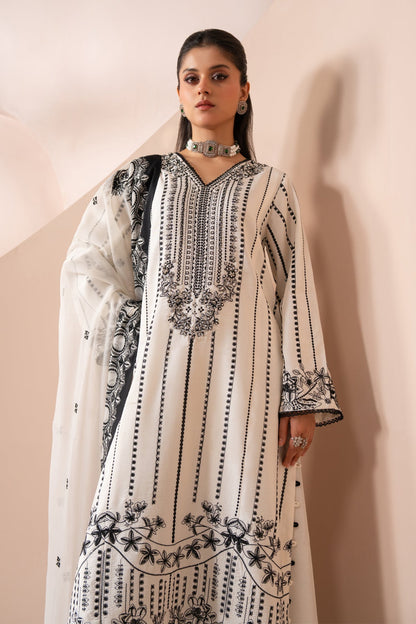 Xenia Formals | Zaeva Formals | OMAVI - Formal Dress - available at Maria Faisal in UK and USA.