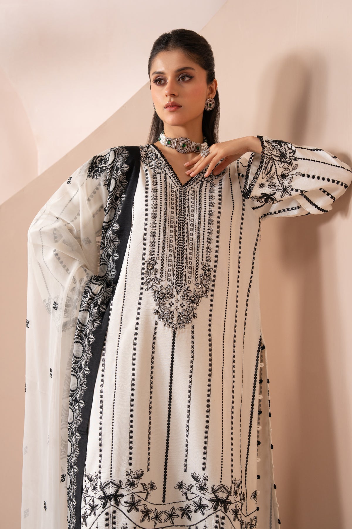 Xenia Formals | Zaeva Formals | OMAVI - Formal Dress - available at Maria Faisal in UK and USA.