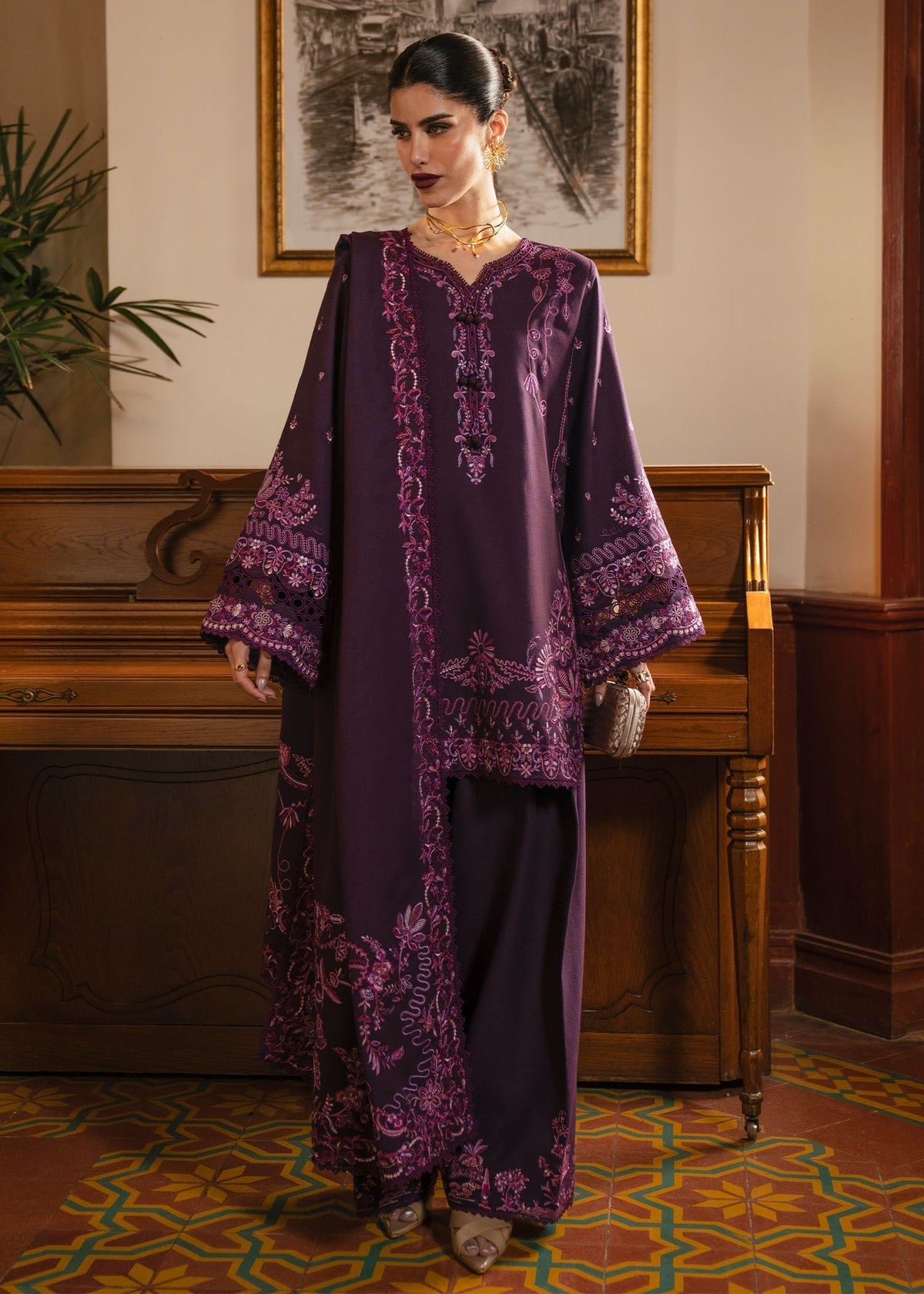 Roshanda – authentic Pakistani dress from the Gulana Winter 25 collection for women in the UK