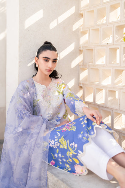 Xenia Formals | Summer Away 25 | DAVIAN by Maria Faisal - Registered Vendor of : Xenia Formals - type : Ladies Clothes - 100% original wedding dresses