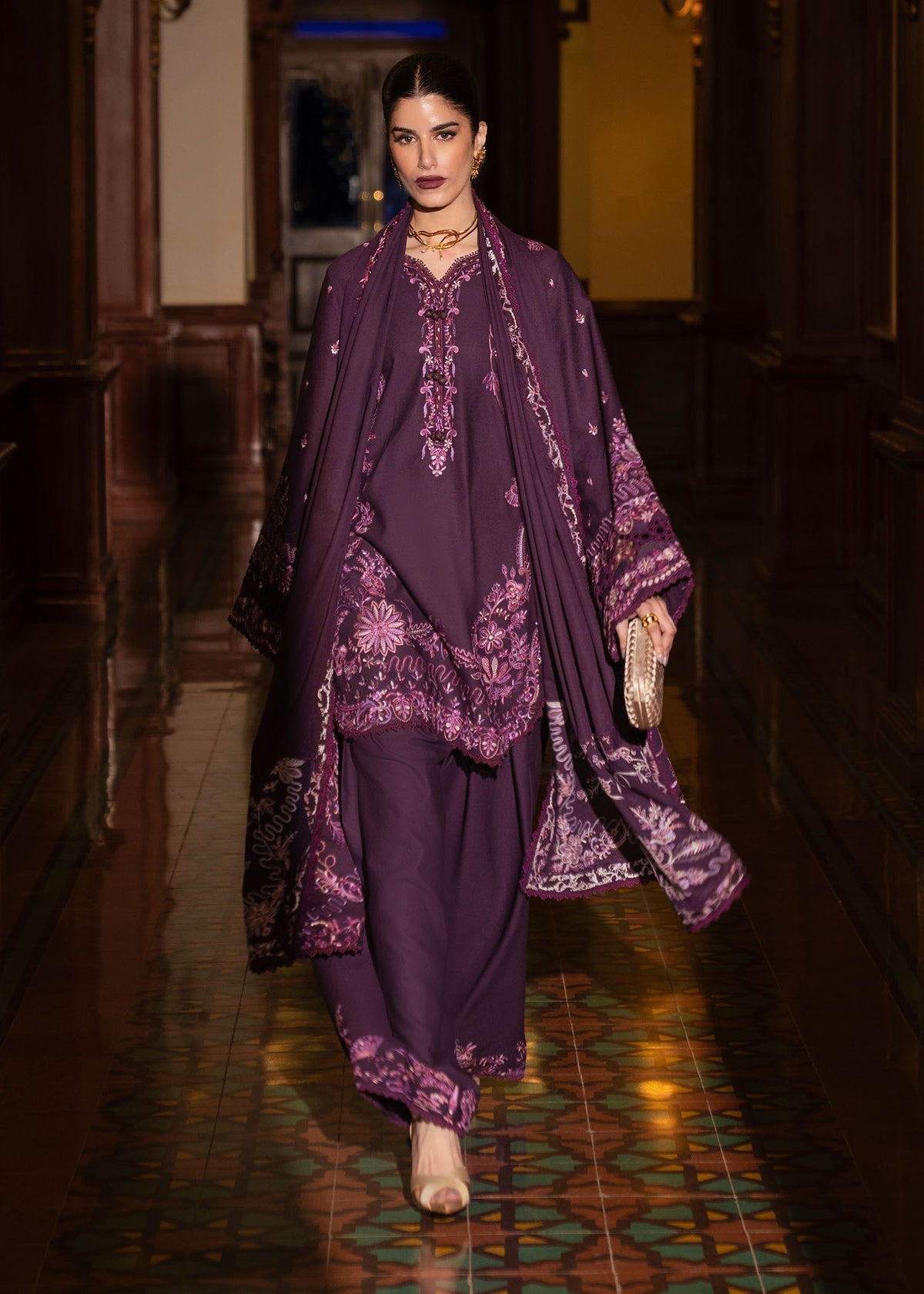 Roshanda – authentic Pakistani dress from the Gulana Winter 25 collection for women in the UK