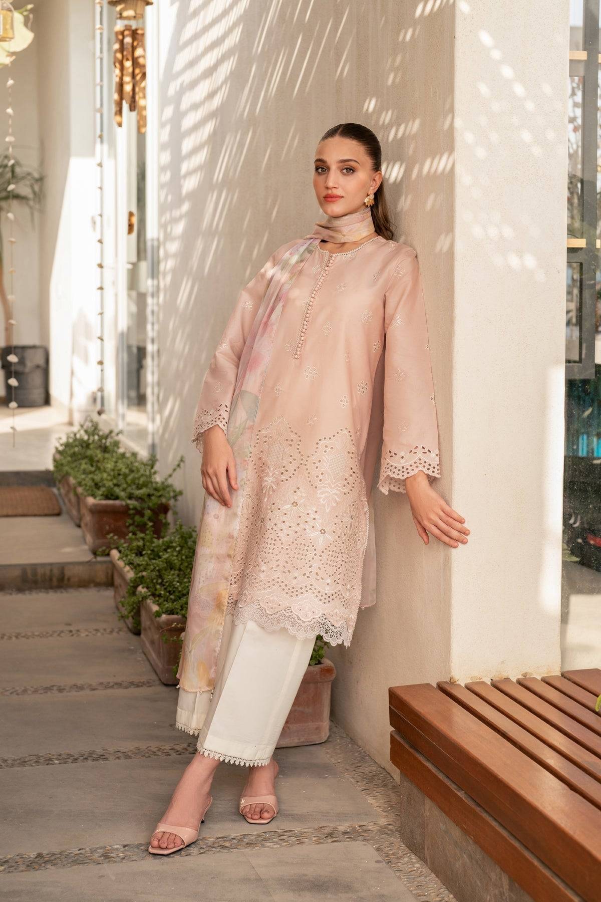 Xenia Formals | Summer Away 25 | FLAMINGO by Maria Faisal - Registered Vendor of : Xenia Formals - type : Ladies Clothes - 100% original wedding dresses
