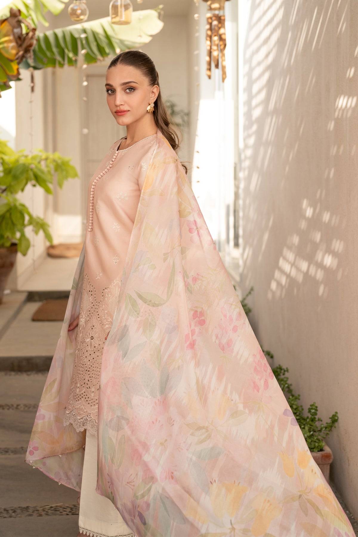 Xenia Formals | Summer Away 25 | FLAMINGO by Maria Faisal - Registered Vendor of : Xenia Formals - type : Ladies Clothes - 100% original wedding dresses