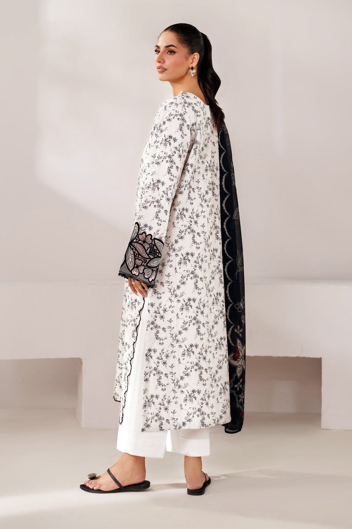 Xenia Formals | Lessence Summer 26 | TIA - Formal Dress - available at Maria Faisal in UK and USA.