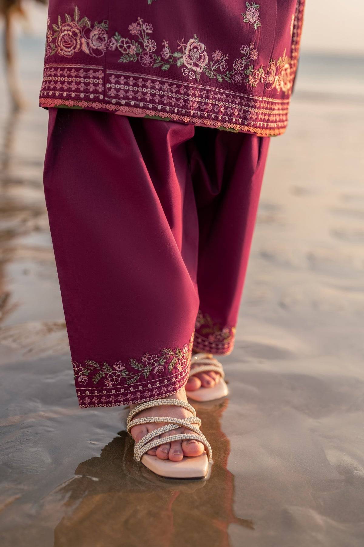 Xenia Formals | Summer Away 25 | REED by Maria Faisal - Registered Vendor of : Xenia Formals - type : Ladies Clothes - 100% original wedding dresses