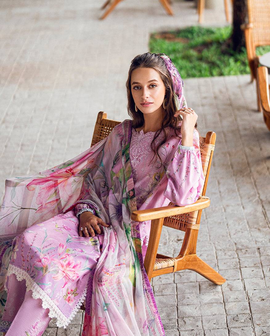 Roheenaz | Garden Veal Printed Lawn 25 | Rosey Daze by Maria Faisal - Registered Vendor of : Roheenaz - type : Ladies Clothes - 100% original wedding dresses
