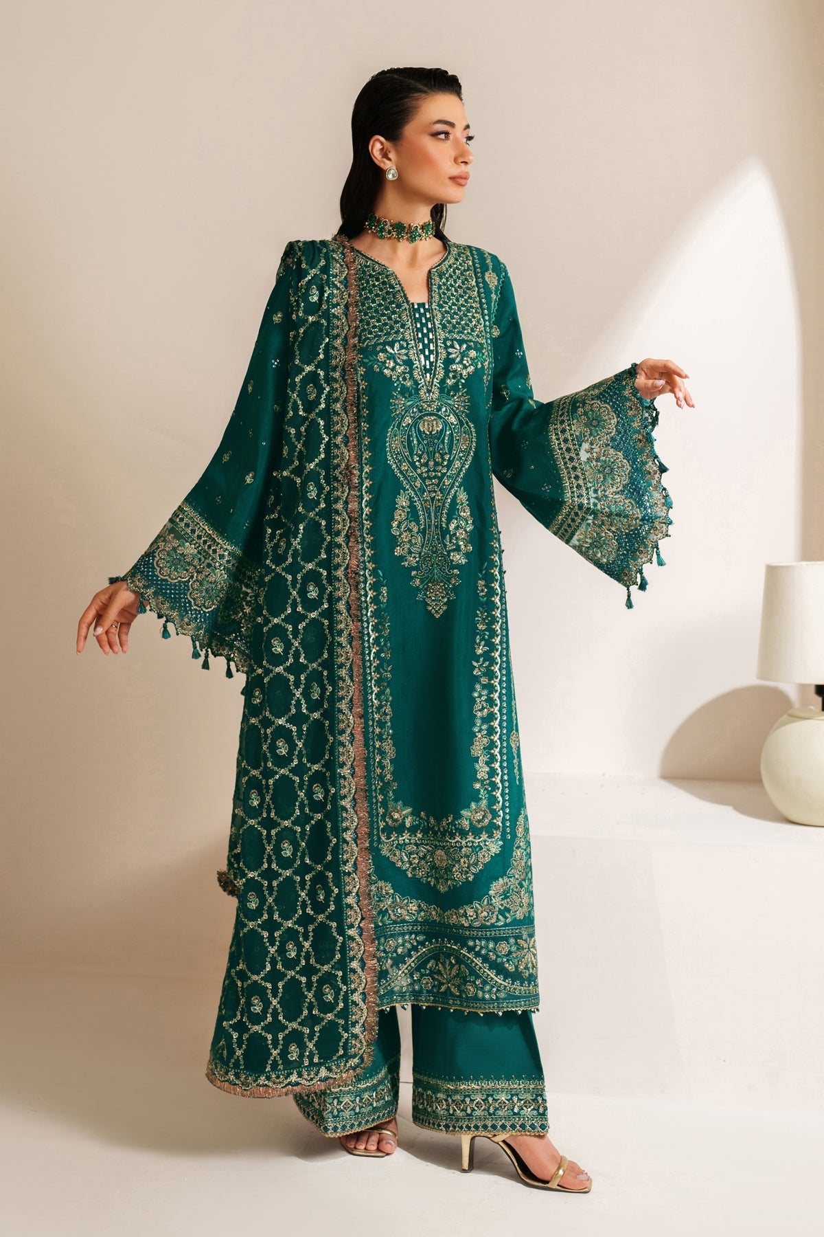 Xenia Formals | Neorah Luxury Formals | SERIYA - Ladies Clothes - Maria Faisal