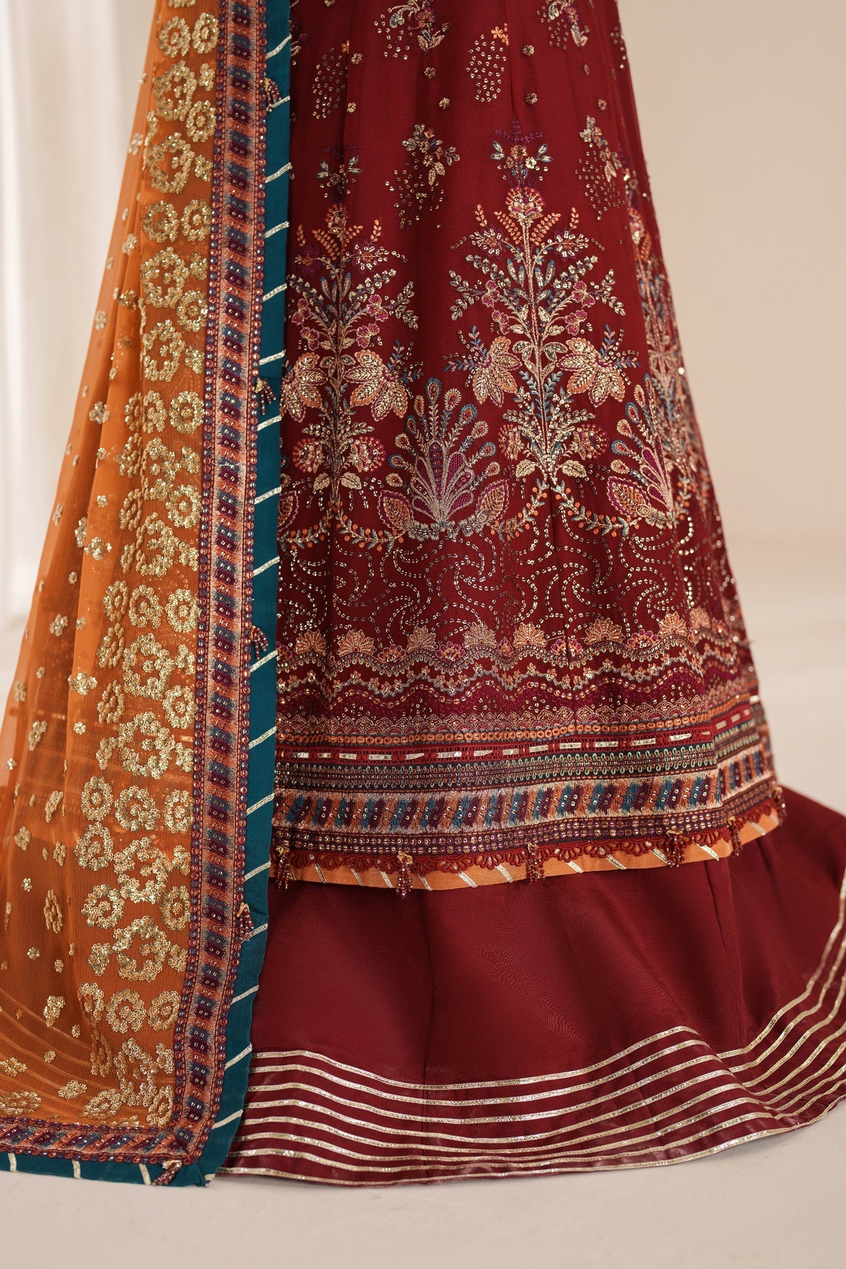 Xenia Formals | Neorah Luxury Formals | FARIYN - Ladies Clothes - Maria Faisal