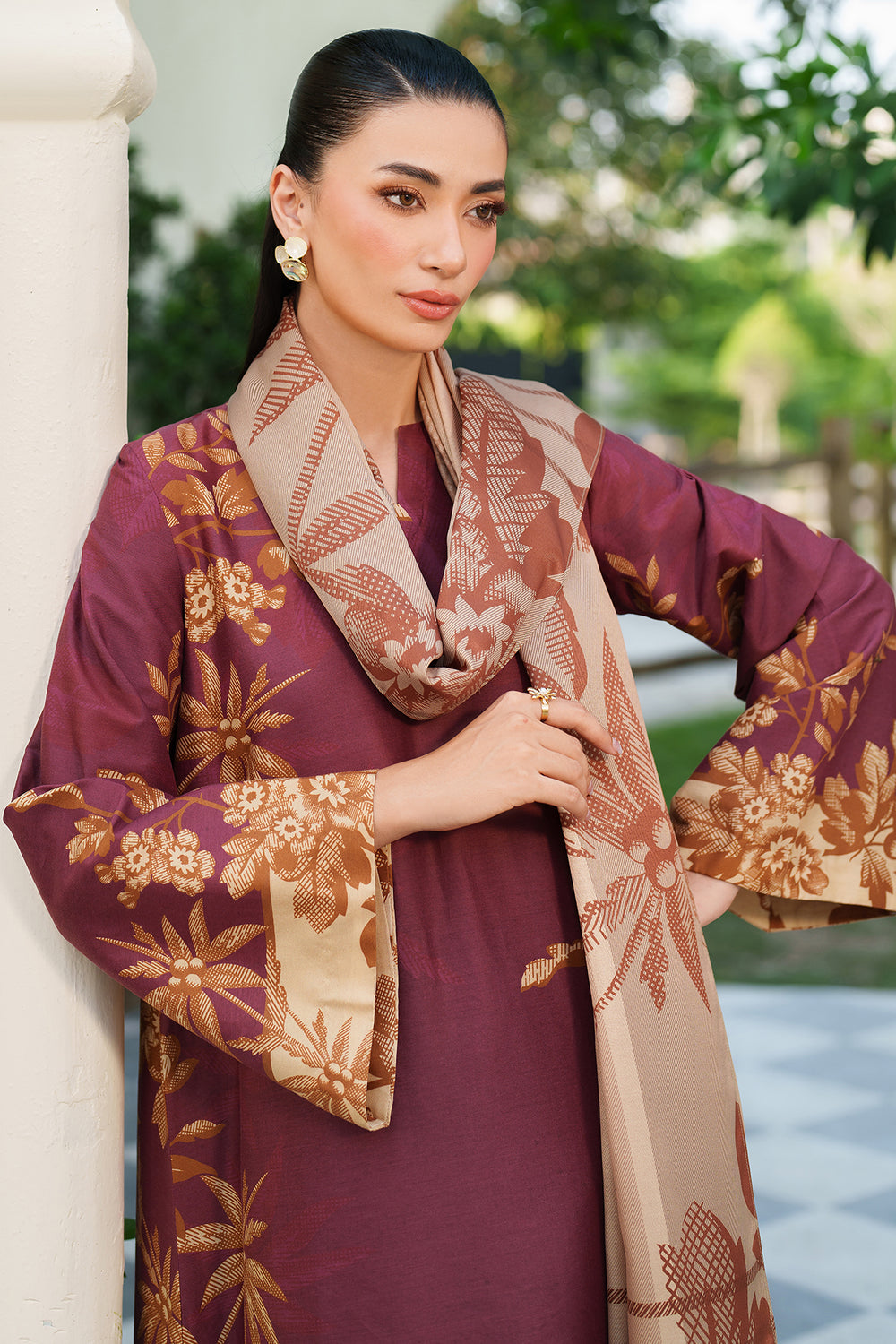 Jazmin | Winter 25 | UW-0180 M - Ladies Clothes - Maria Faisal