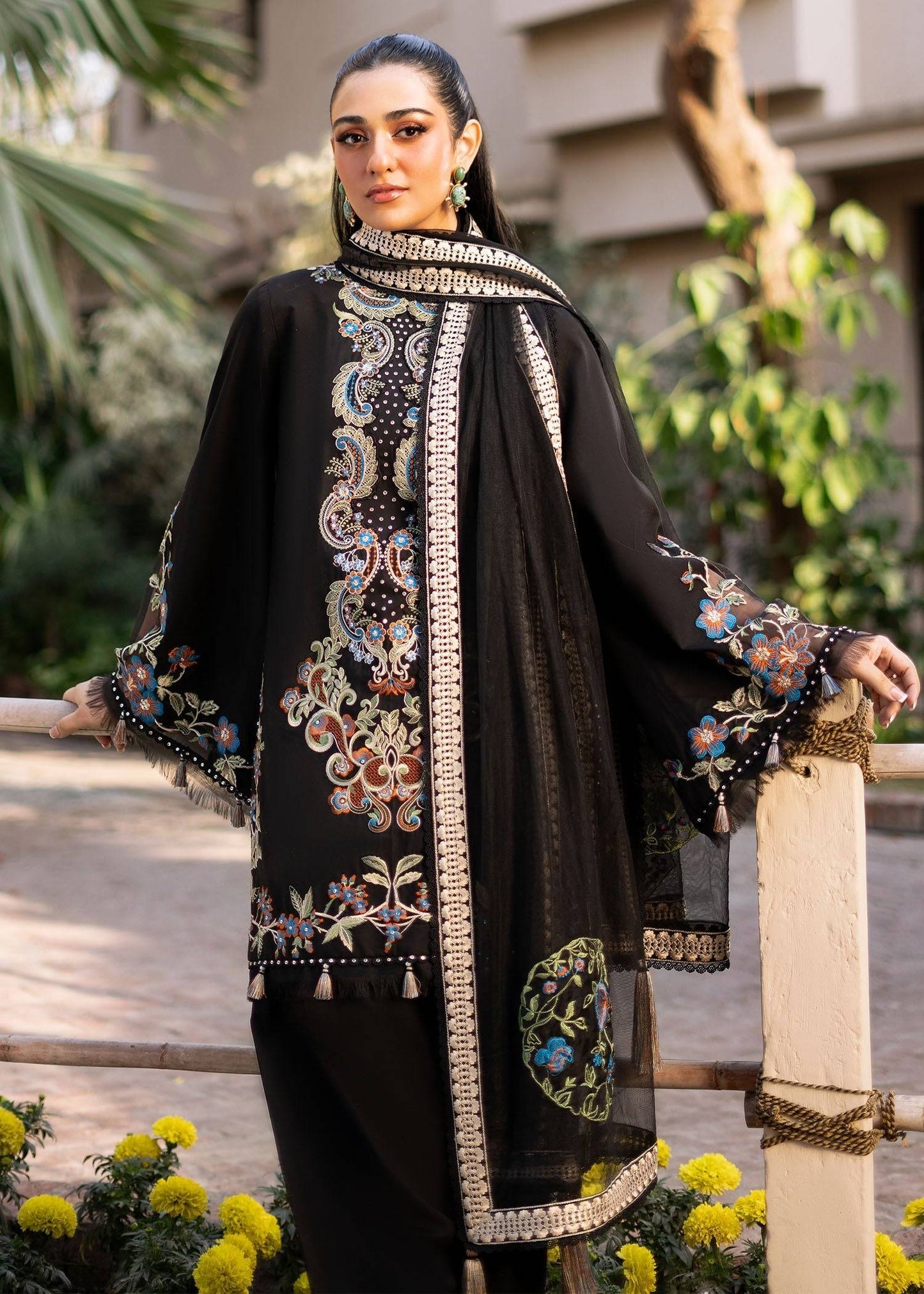 Fozia Khalid | Blossom Festive Lawn 25 | Black viola by Maria Faisal - Registered Vendor of : Fozia Khalid - type : Ladies Clothes - 100% original wedding dresses