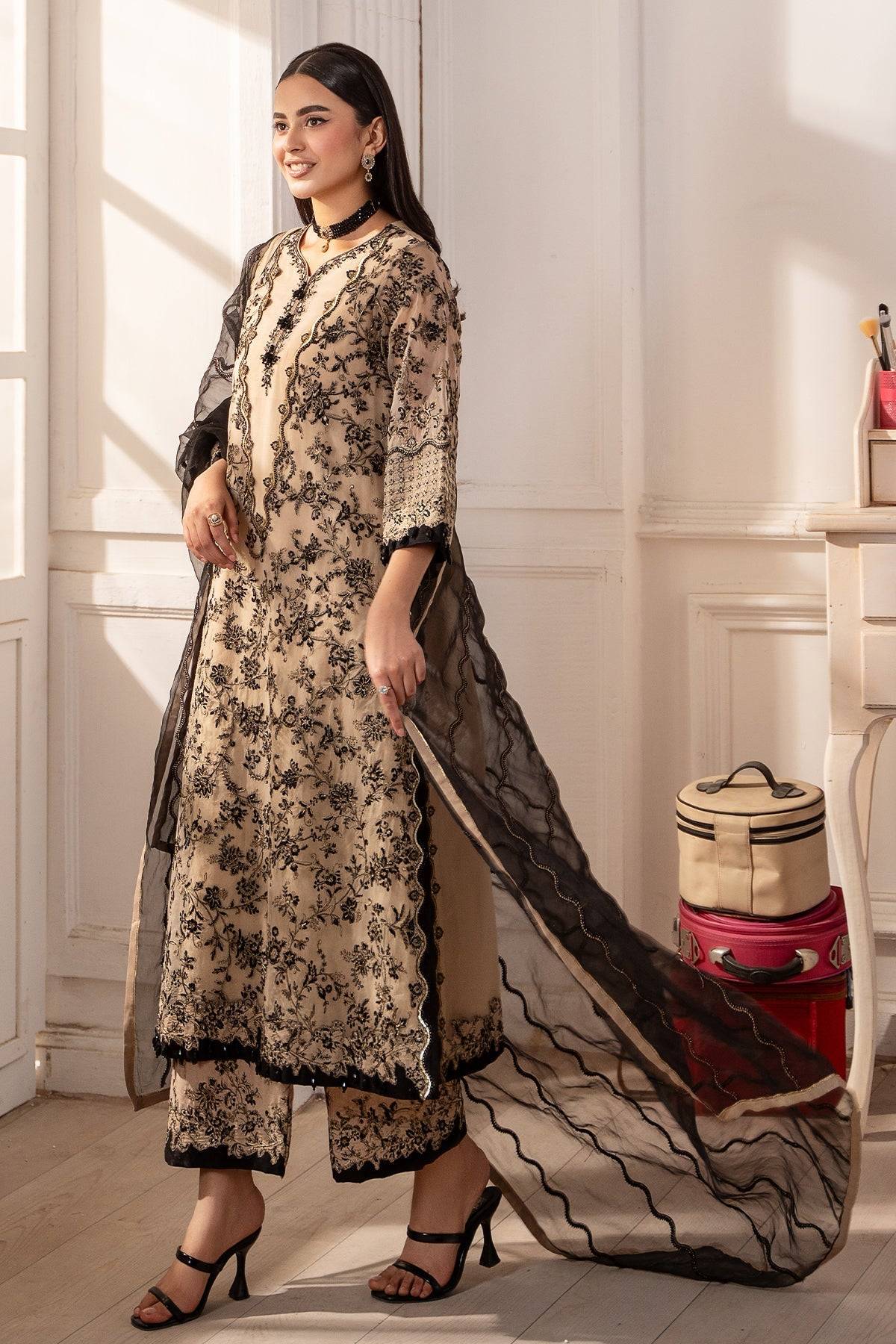 Charizma | Festive Pret | CMA-5-025 by Maria Faisal - Registered Vendor of : Charizma - type : Ladies Clothes - 100% original wedding dresses