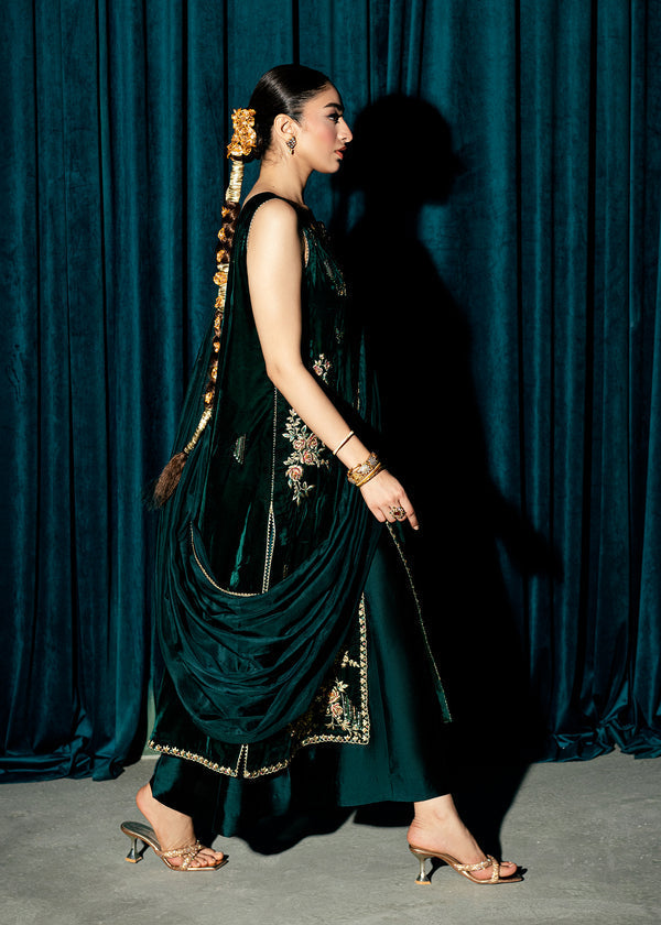 Enchanted Emerald – authentic Pakistani dress from the Velvet Code collection for women in the UK