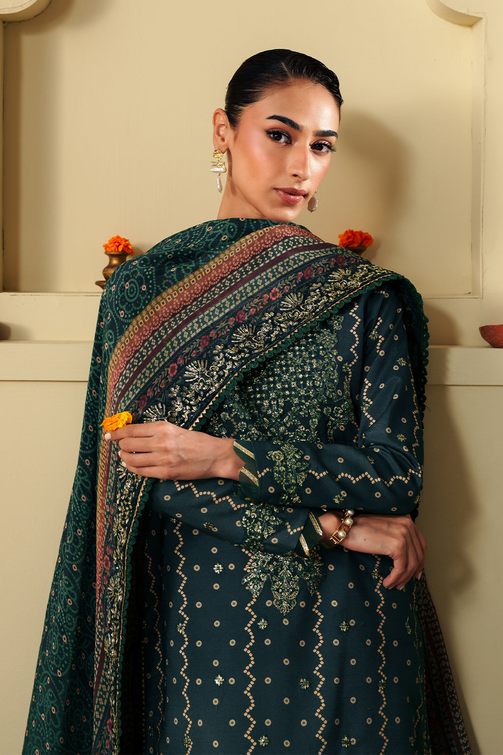 SAROSH – authentic Pakistani dress from the New Shagun collection for women in the UK