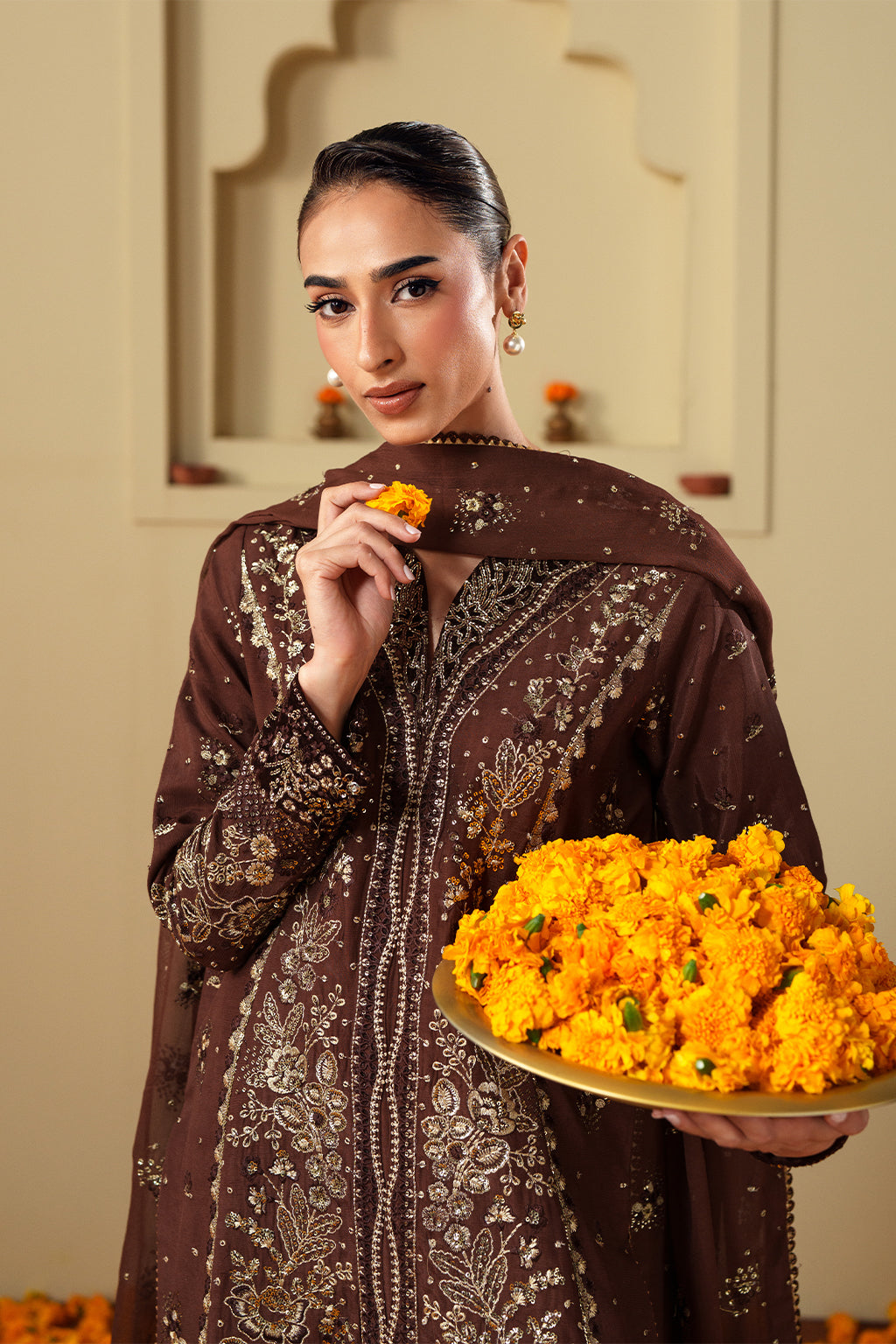 MAHROOB – authentic Pakistani dress from the New Shagun collection for women in the UK