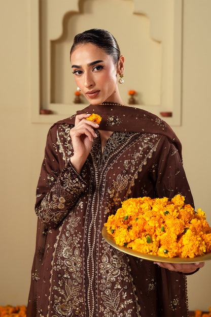 MAHROOB – authentic Pakistani dress from the New Shagun collection for women in the UK
