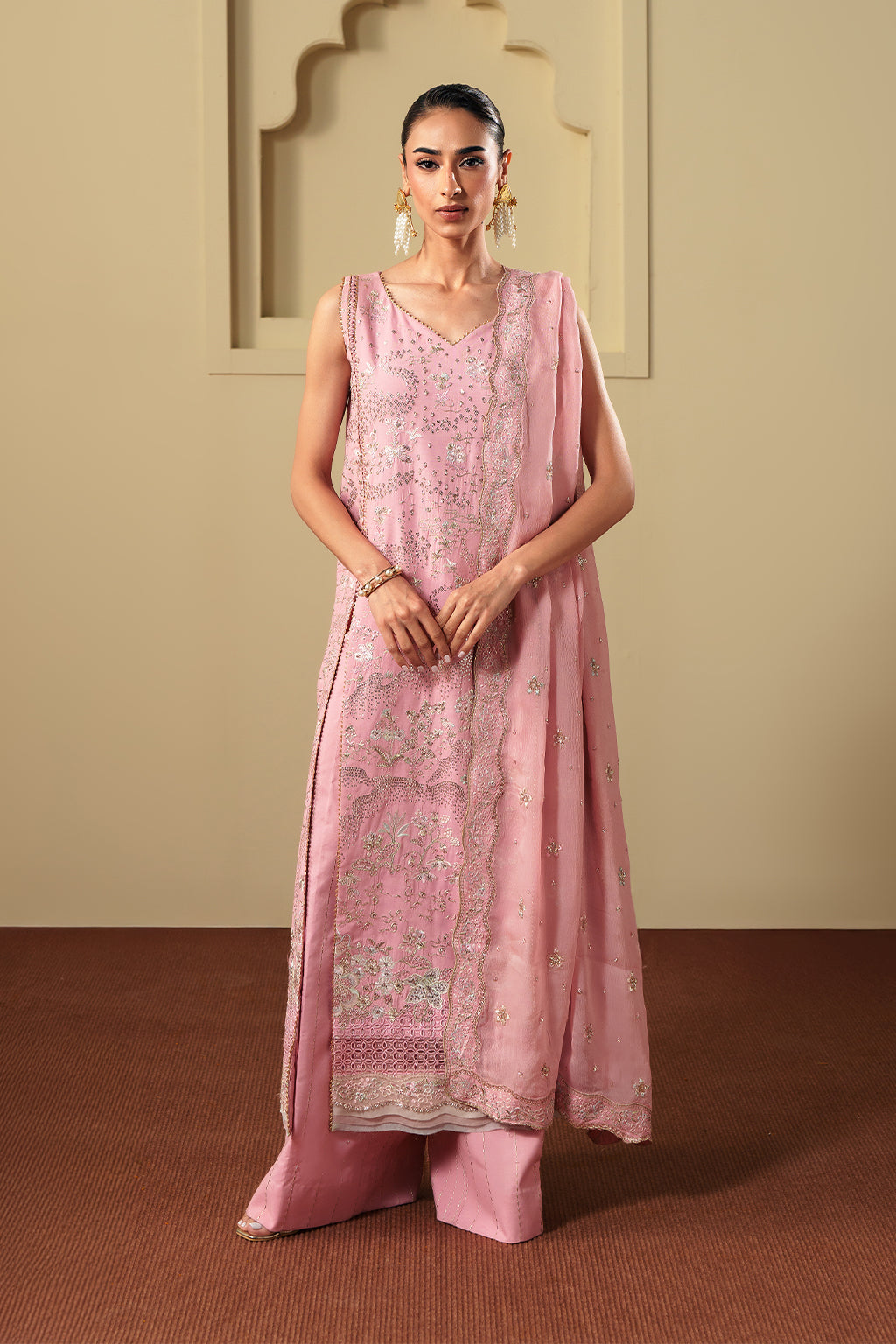 ARMEEN – authentic Pakistani dress from the New Shagun collection for women in the UK