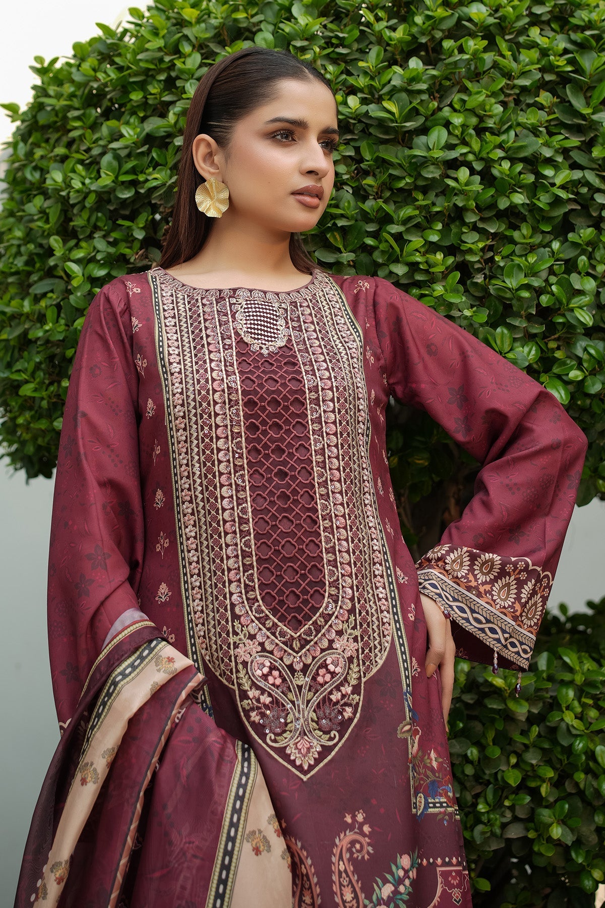 Maryams | Lawn Edit 26 | Bloom - Luxury Dress - available at Maria Faisal in UK and USA.