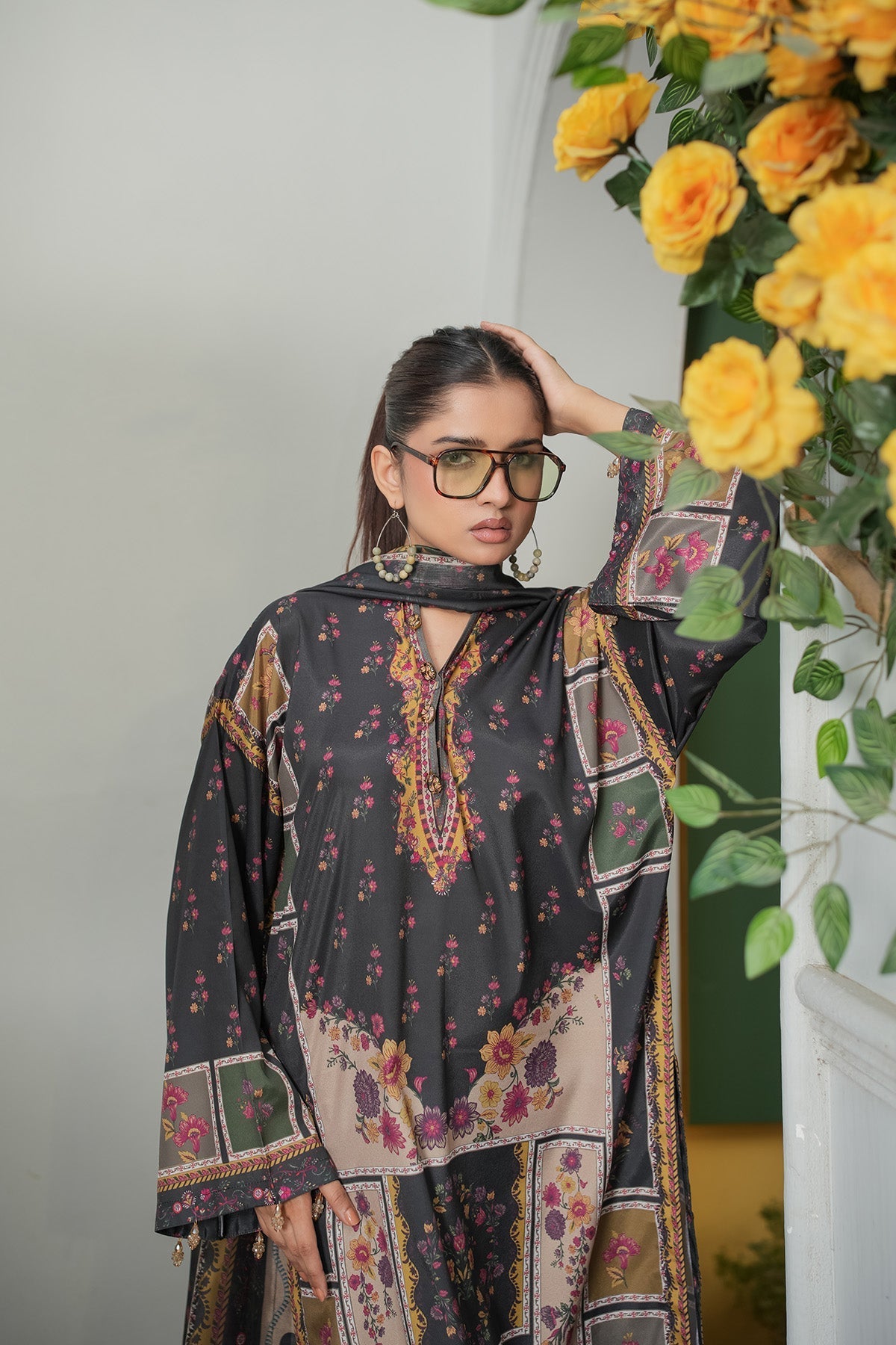 Maryams | Lawn Edit 26 | Clover - Luxury Dress - available at Maria Faisal in UK and USA.