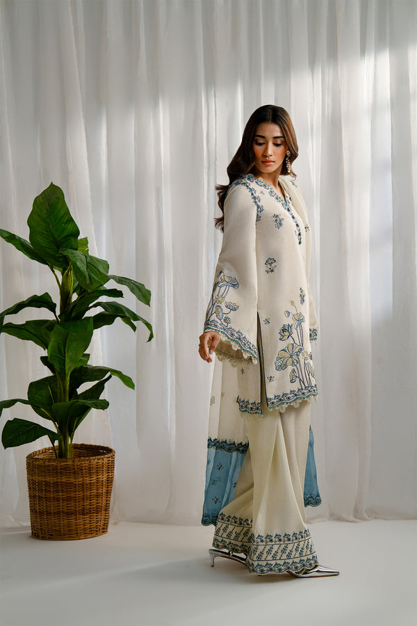 Nyra | Luxe Line Pret | Avera - Formal Dress - available at Maria Faisal in UK and USA.