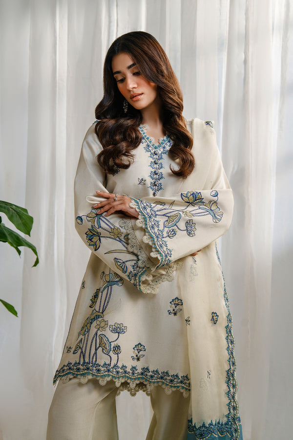 Nyra | Luxe Line Pret | Avera - Formal Dress - available at Maria Faisal in UK and USA.