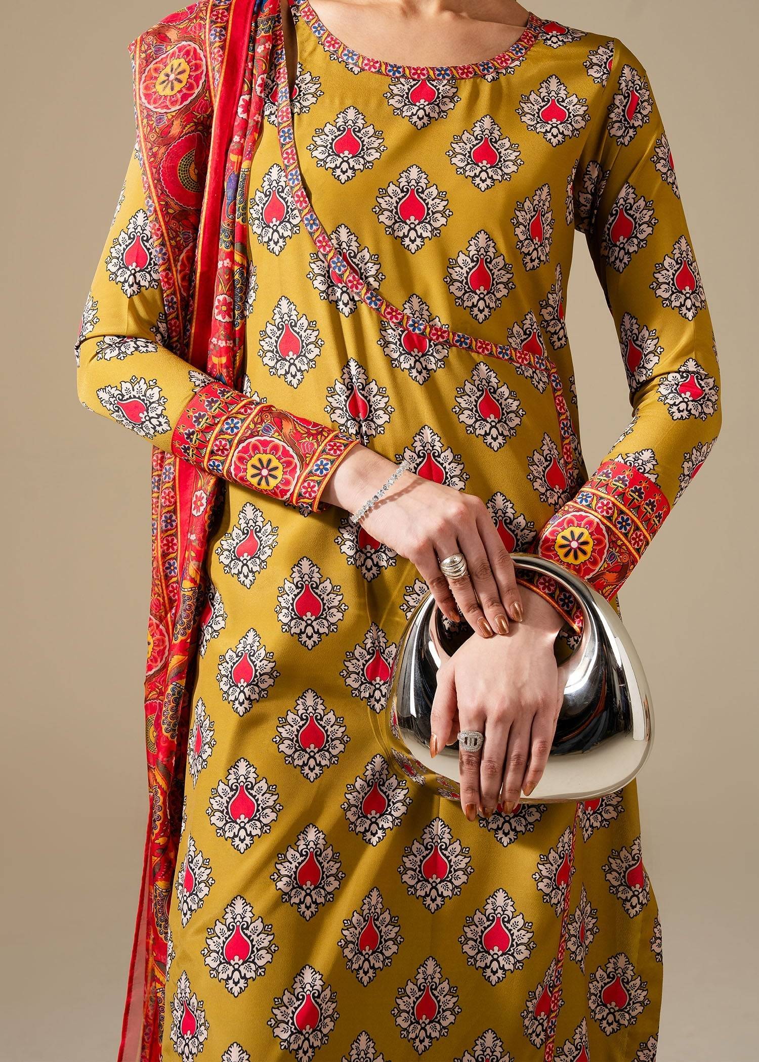 Maria Osama Khan | Retro Vol 3 | Bohra by Maria Faisal - Registered Vendor of : Maria Osama Khan - type : Ladies Clothes - 100% original wedding dresses
