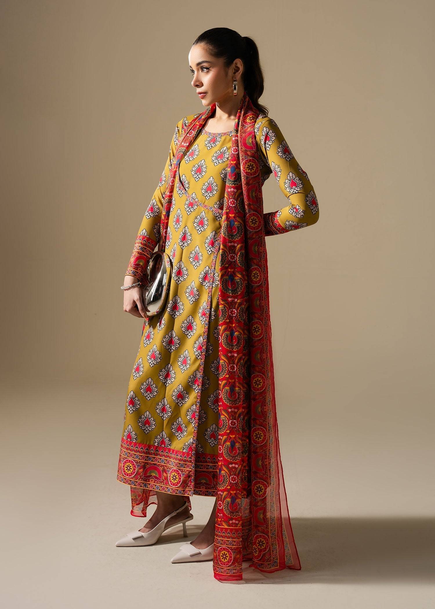 Maria Osama Khan | Retro Vol 3 | Bohra by Maria Faisal - Registered Vendor of : Maria Osama Khan - type : Ladies Clothes - 100% original wedding dresses