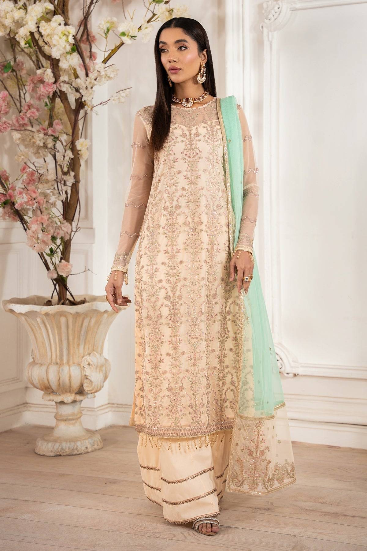 Zarif | Heer Formals | Z-05 ZORAIZ by Maria Faisal - Registered Vendor of : Zarif - type : Ladies Clothes - 100% original wedding dresses