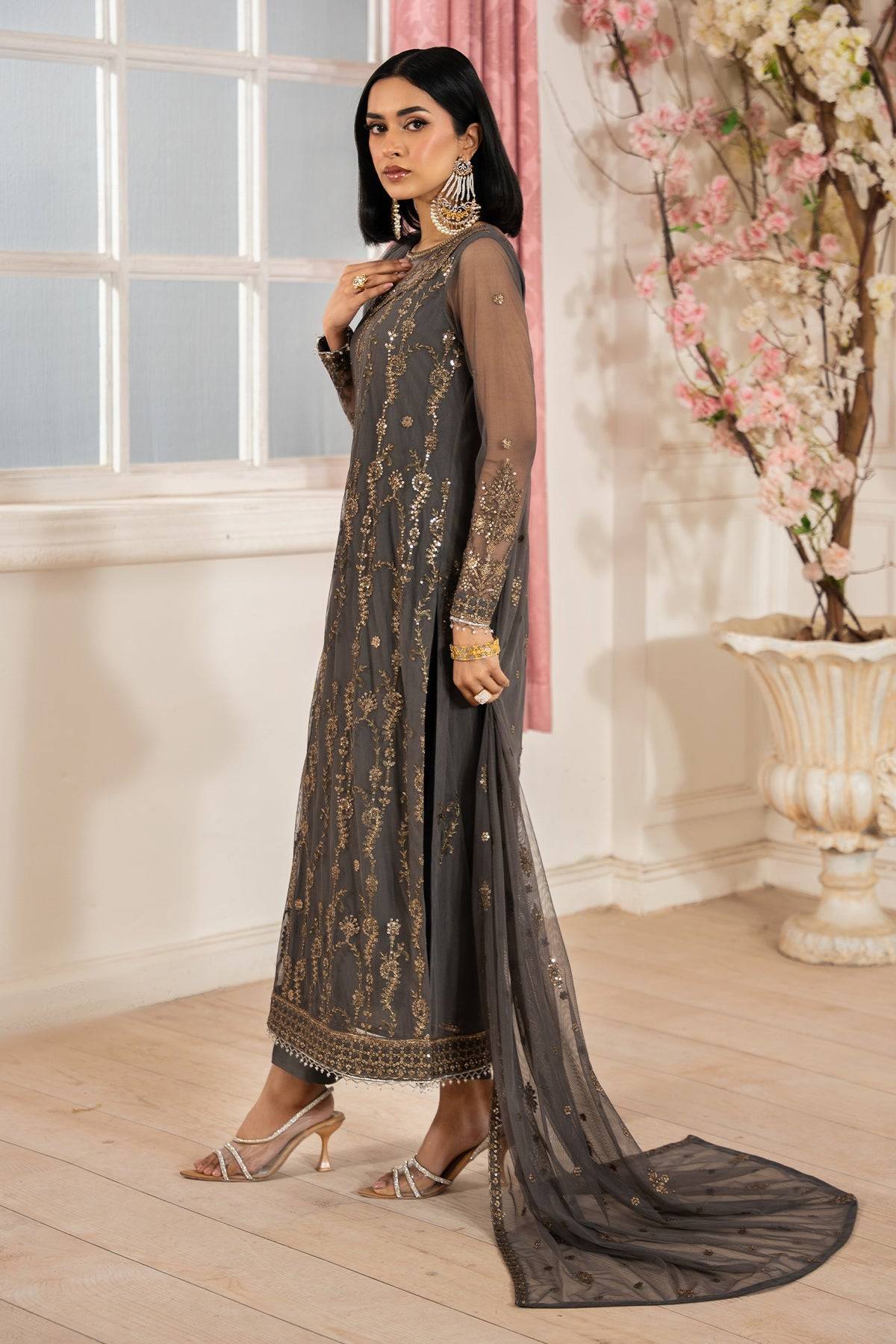 Zarif | Heer Formals | Z-04 SORAYA by Maria Faisal - Registered Vendor of : Zarif - type : Ladies Clothes - 100% original wedding dresses