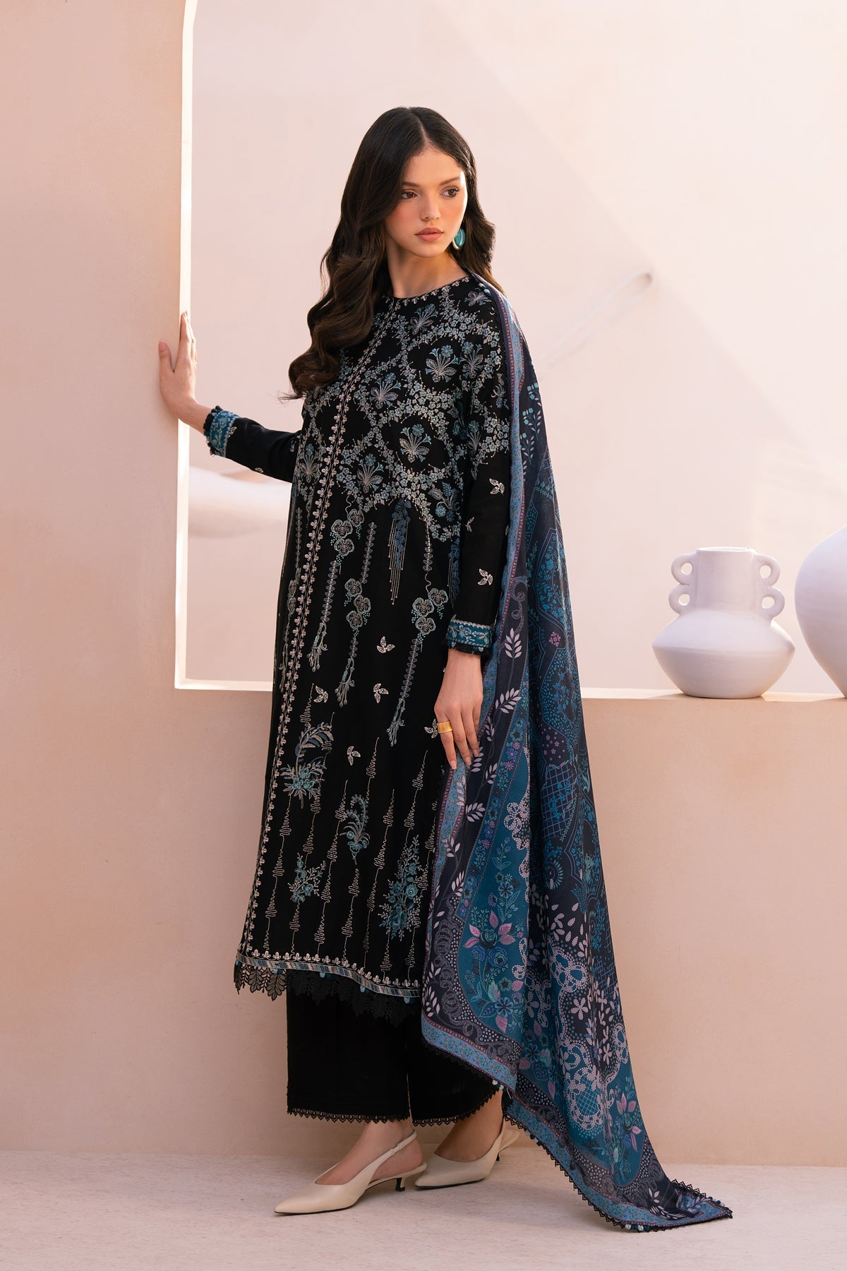 SANIAH – authentic Pakistani dress from the Rang e Khizan collection for women in the UK