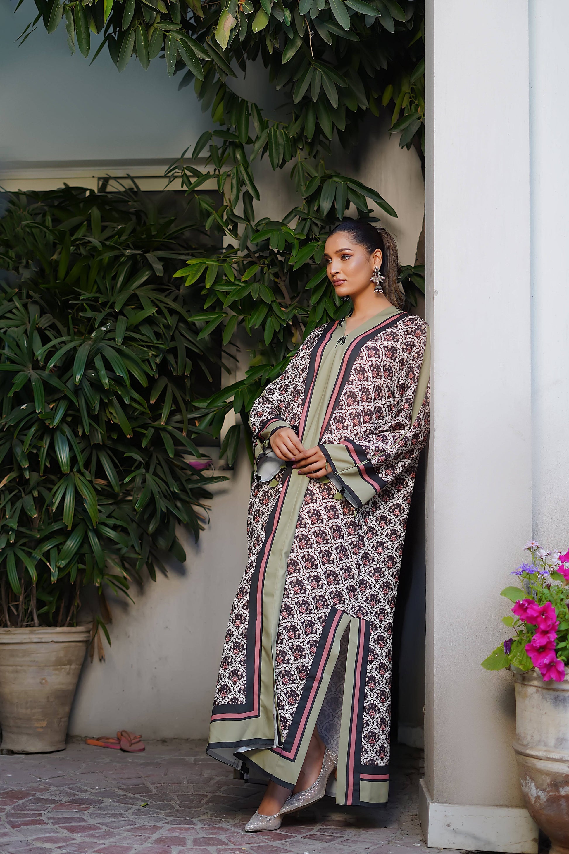 Erum Khan | Nue 25 | Mystic Charm by Maria Faisal - Registered Vendor of : Erum Khan - type : Ladies Clothes - 100% original wedding dresses