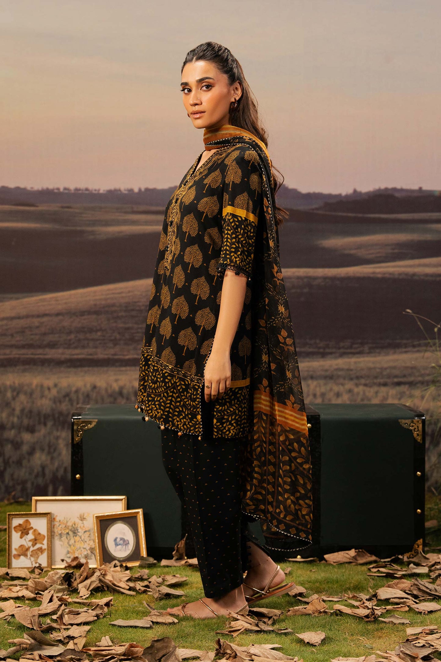 Maria B | Basics Winter 25 | MB-PFUS25-03B - Ladies Clothes - Maria Faisal