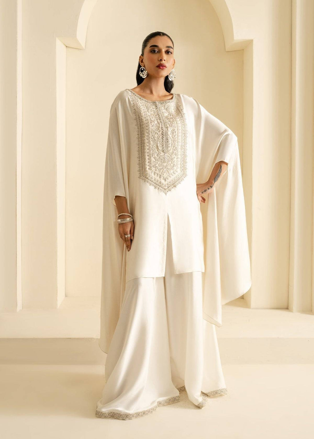Mahgul | Nooreh Luxe | Pearl Reverie by Maria Faisal - Registered Vendor of : Mahgul - type : Ladies Clothes - 100% original wedding dresses