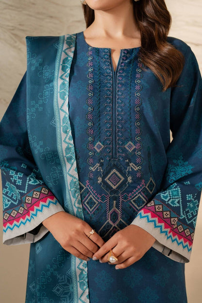 Xenia Formals | Summer Away 25 | GLEAM by Maria Faisal - Registered Vendor of : Xenia Formals - type : Ladies Clothes - 100% original wedding dresses