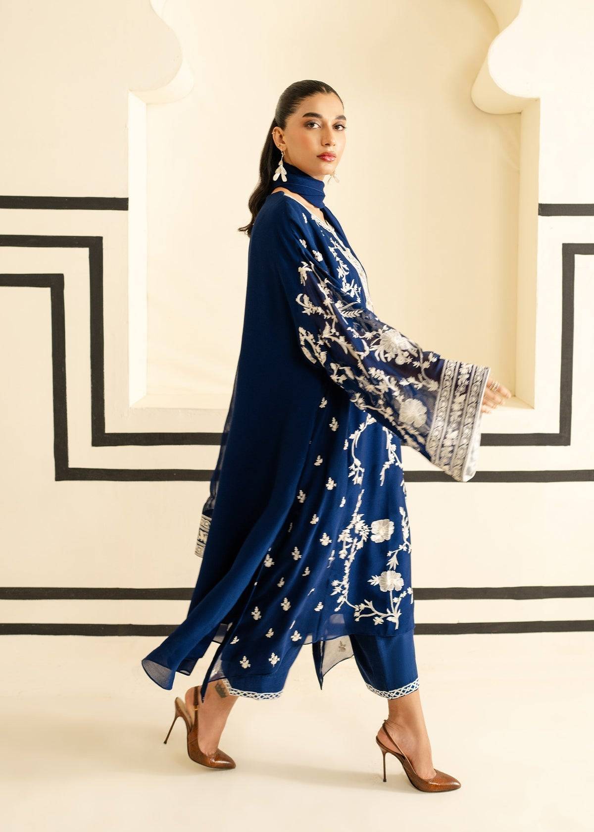 Mahgul | Nooreh Luxe | Nocturne Bloom by Maria Faisal - Registered Vendor of : Mahgul - type : Ladies Clothes - 100% original wedding dresses