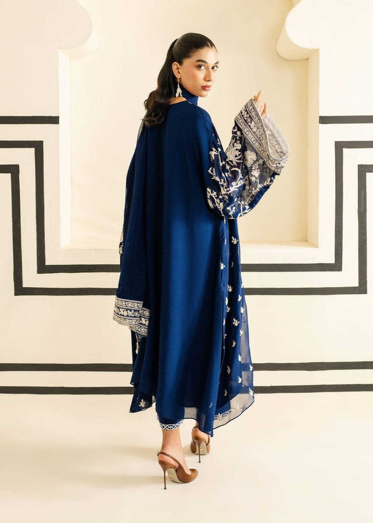 Mahgul | Nooreh Luxe | Nocturne Bloom by Maria Faisal - Registered Vendor of : Mahgul - type : Ladies Clothes - 100% original wedding dresses