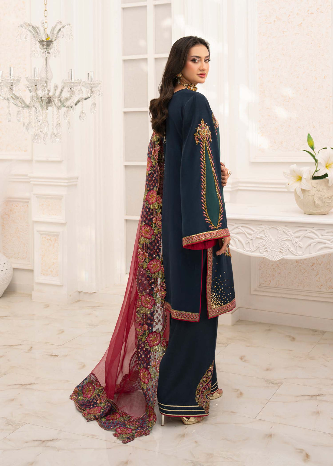 Jamnii | The Aura | Merlin by Maria Faisal - Registered Vendor of : Jamnii - type : Ladies Clothes - 100% original wedding dresses