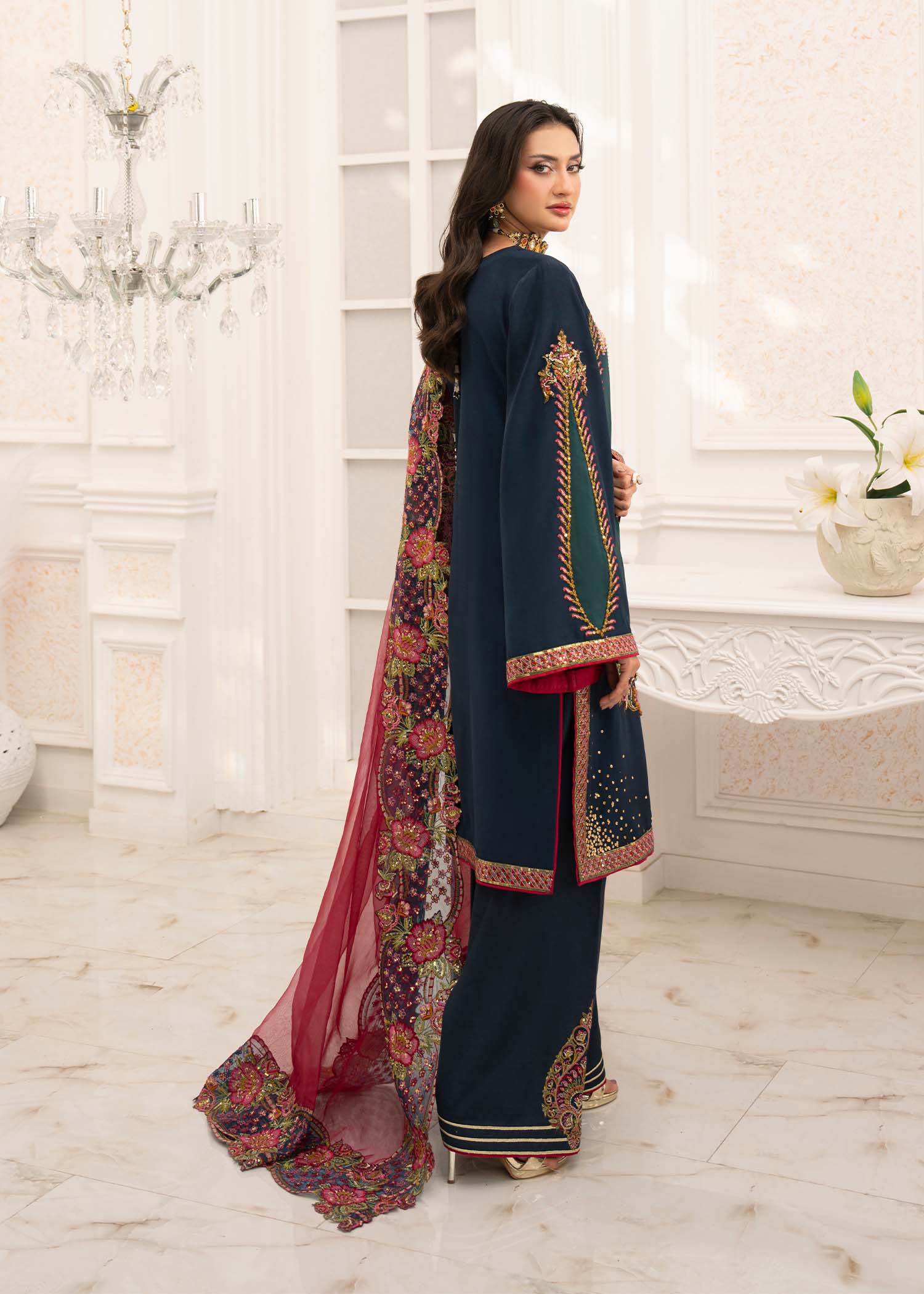 Jamnii | The Aura | Merlin by Maria Faisal - Registered Vendor of : Jamnii - type : Ladies Clothes - 100% original wedding dresses
