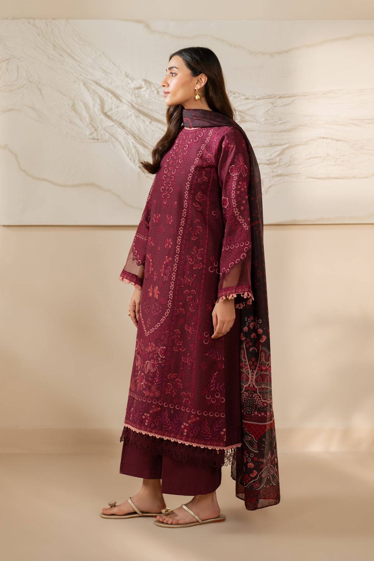 Xenia Formals | Summer Away 25 | CRIMSON by Maria Faisal - Registered Vendor of : Xenia Formals - type : Ladies Clothes - 100% original wedding dresses