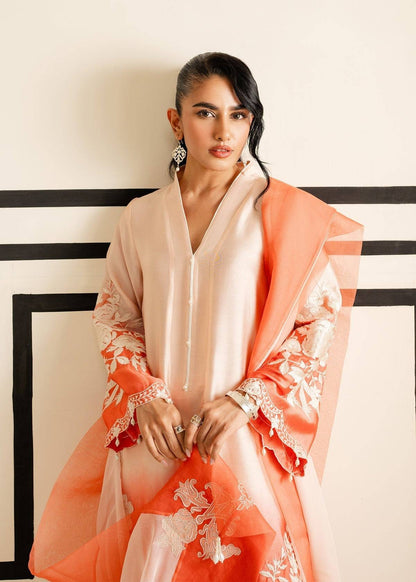 Mahgul | Nooreh Luxe | Ombré Coral by Maria Faisal - Registered Vendor of : Mahgul - type : Ladies Clothes - 100% original wedding dresses