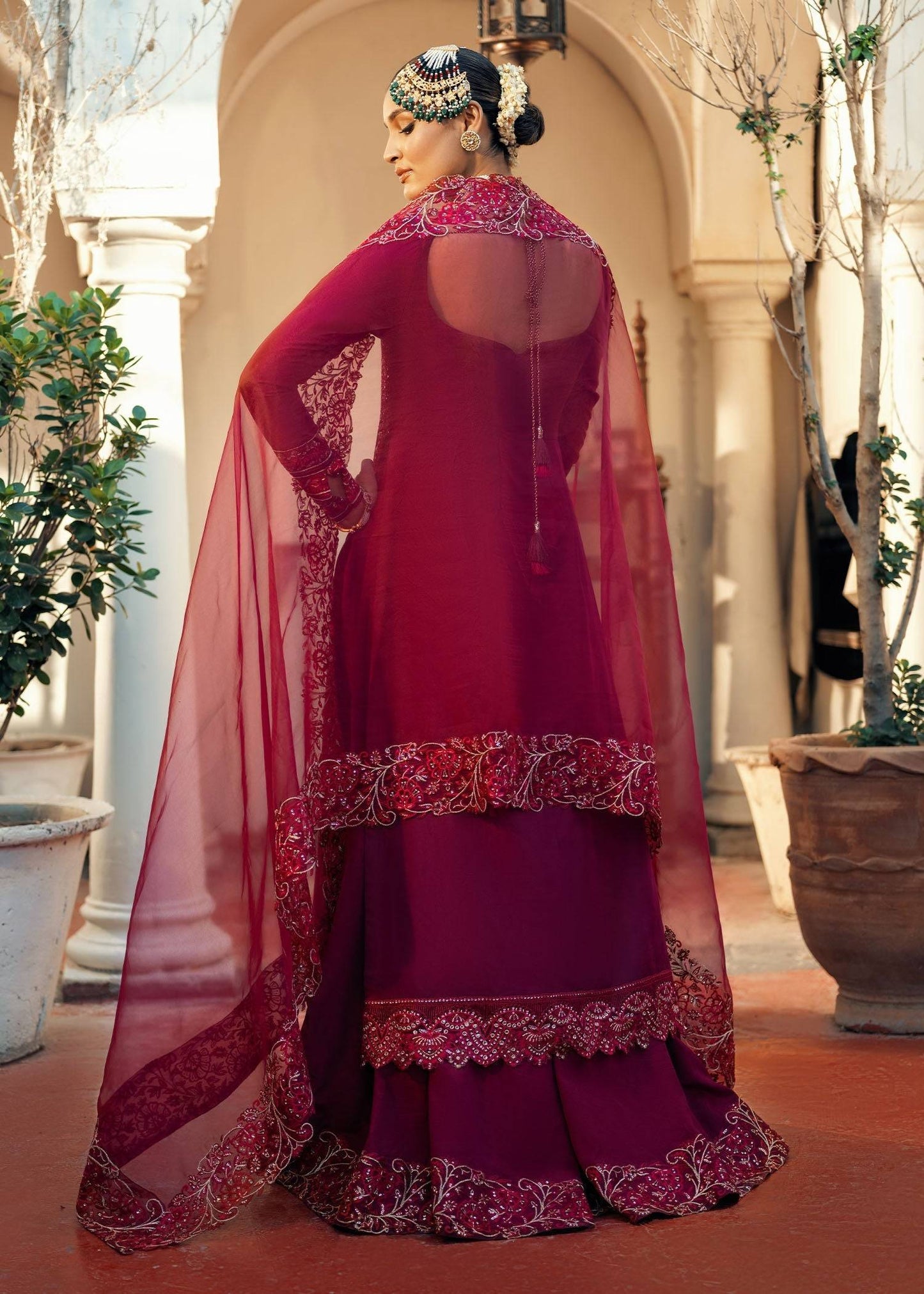 Jamnii | Noor e Nazakat | Ishaq-e- laal by Maria Faisal - Registered Vendor of : Jamnii - type : Ladies Clothes - 100% original wedding dresses