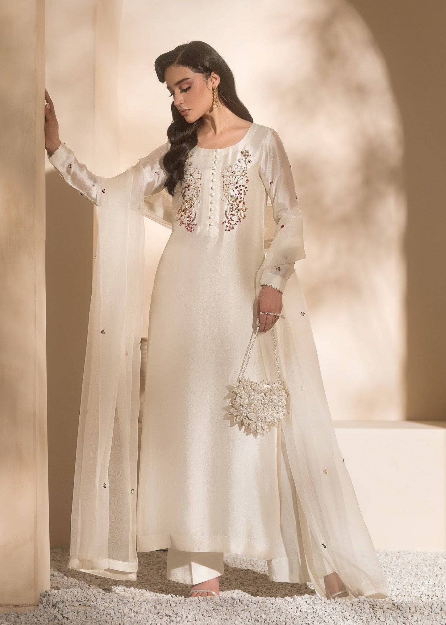 Mahum Asad | Breaking the Bar | Gloss by Maria Faisal - Registered Vendor of : Mahum Asad - type : Ladies Clothes - 100% original wedding dresses