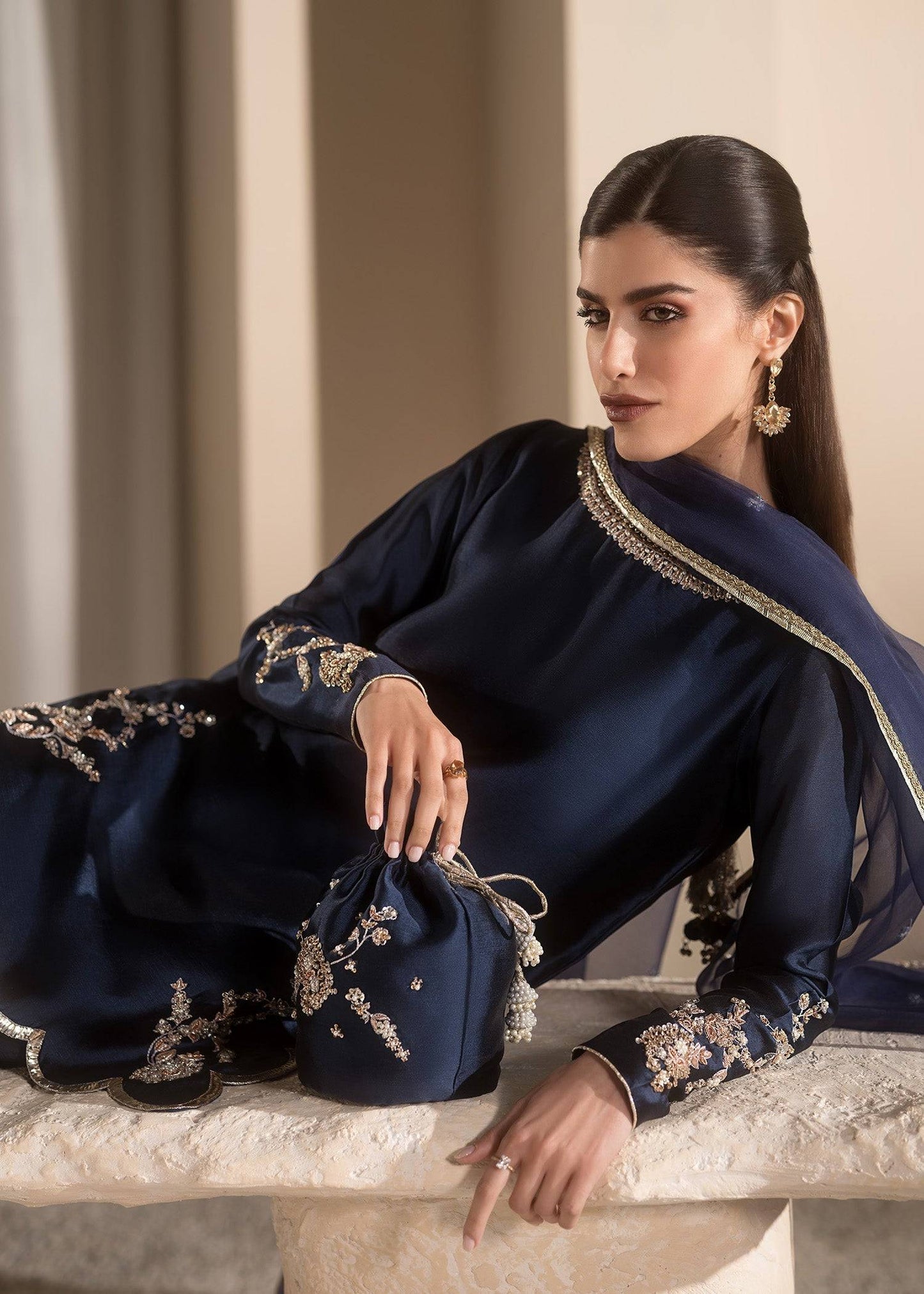 Mahum Asad | Breaking the Bar | Diva by Maria Faisal - Registered Vendor of : Mahum Asad - type : Ladies Clothes - 100% original wedding dresses