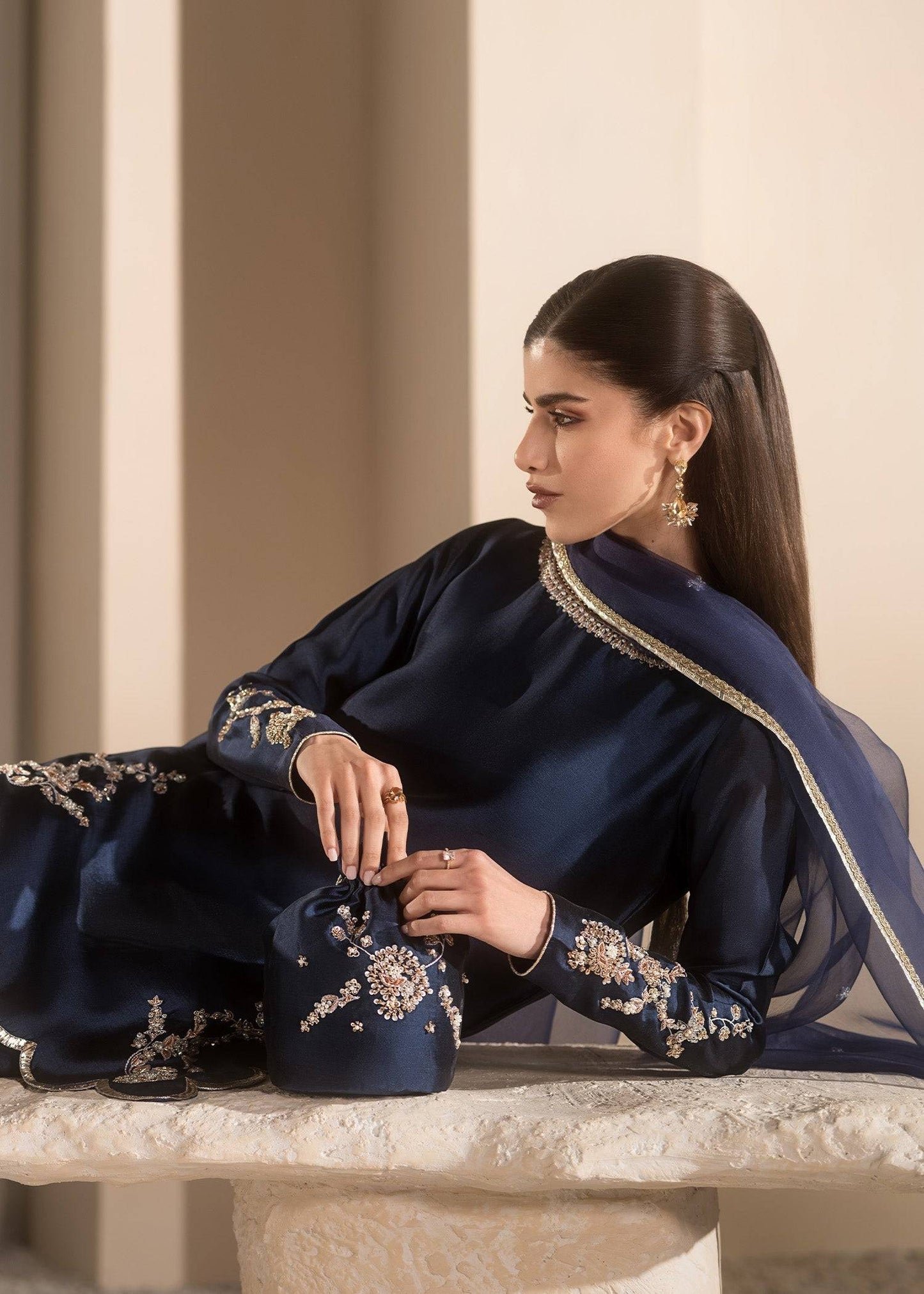 Mahum Asad | Breaking the Bar | Diva by Maria Faisal - Registered Vendor of : Mahum Asad - type : Ladies Clothes - 100% original wedding dresses