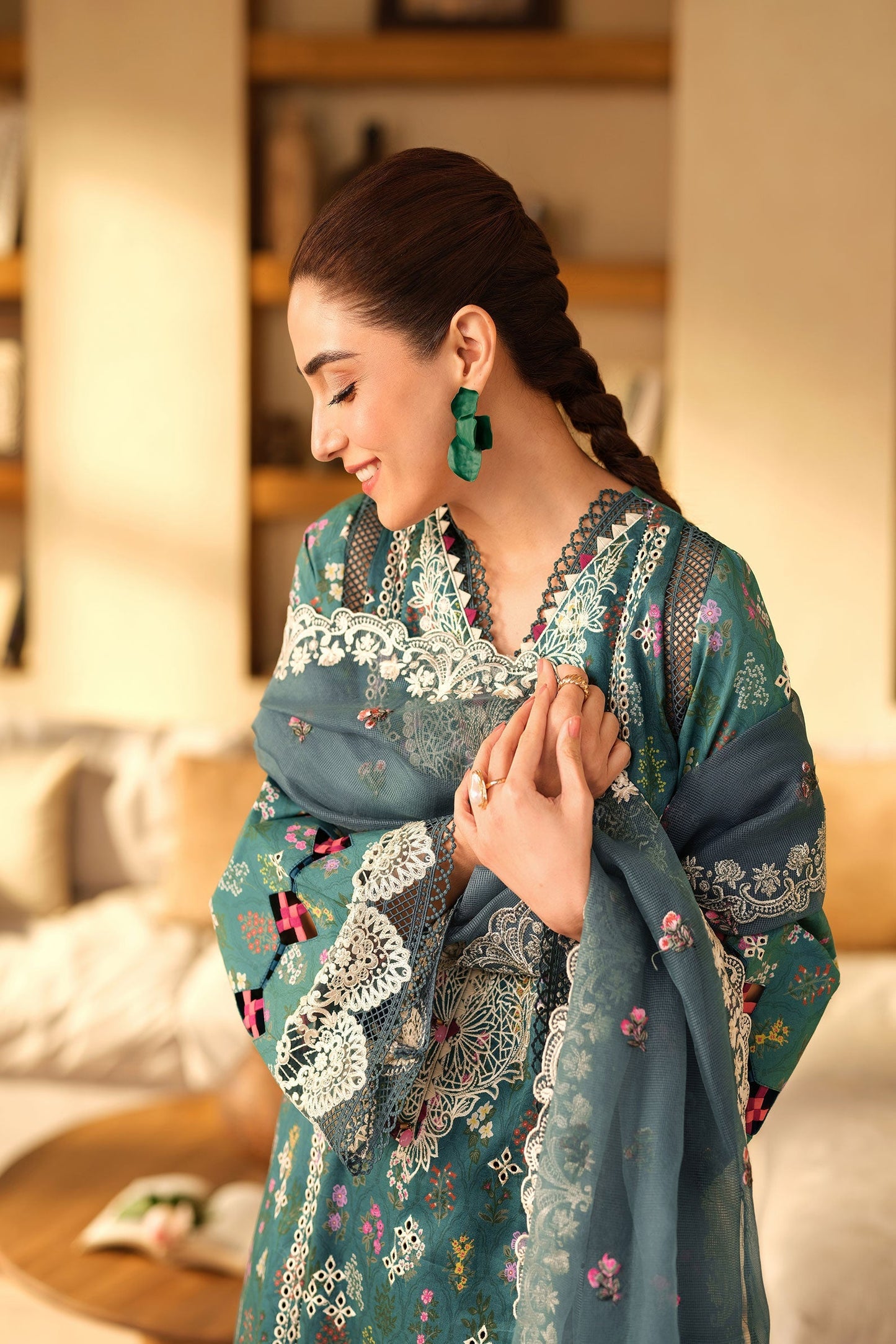 Maryam Hussain | Luxury Lawn 25 | Seashell by Maria Faisal - Registered Vendor of : Maryam Hussain - type : Ladies Clothes - 100% original wedding dresses